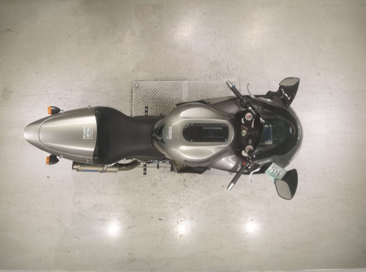 Мотоцикл Kawasaki NINJA ZX-12R с пробегом 31416 km