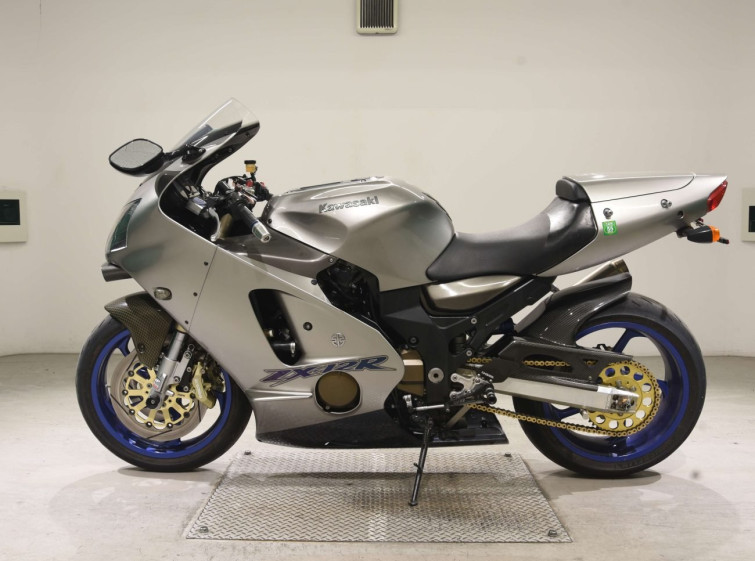 Мотоцикл Kawasaki NINJA ZX-12R с пробегом 31416 km