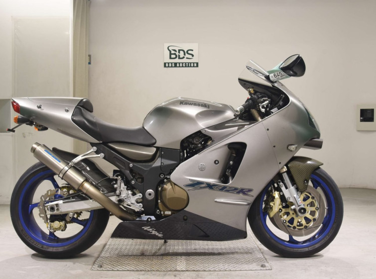 Мотоцикл Kawasaki NINJA ZX-12R с пробегом 31416 km