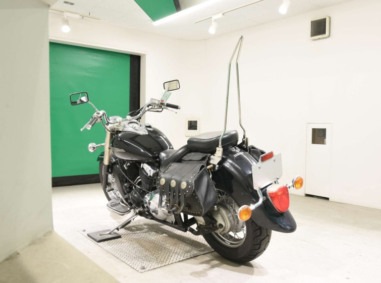 Мотоцикл Yamaha DRAGSTAR XVS400 CLASSIC с пробегом 60042 km