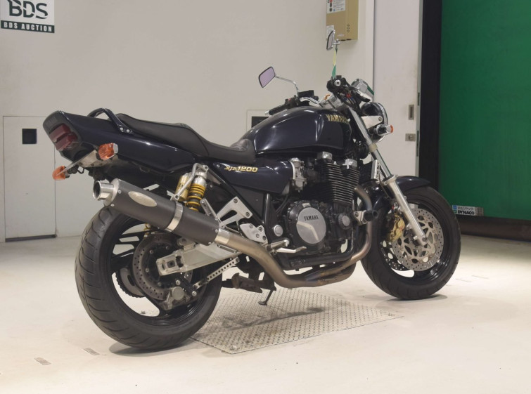 Мотоцикл Yamaha XJR1200 с пробегом 33744 km