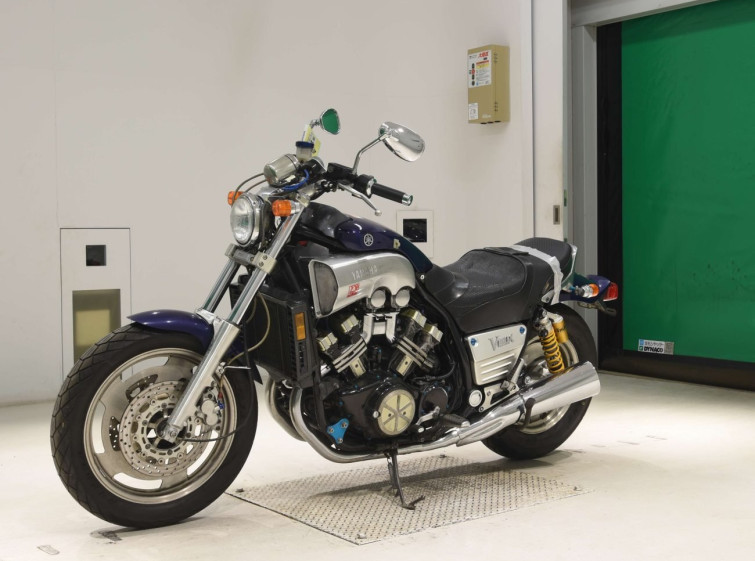 Мотоцикл Yamaha V-MAX з пробігом 39906 m