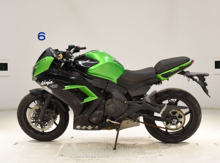 Мотоцикл Kawasaki ninja 400 с пробегом 49020 km