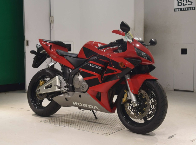 Мотоцикл Honda CBR600RR с пробегом 19939 km