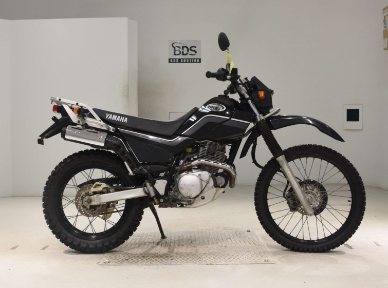 Мотоцикл Yamaha SEROW XT225 з пробігом 2932 km