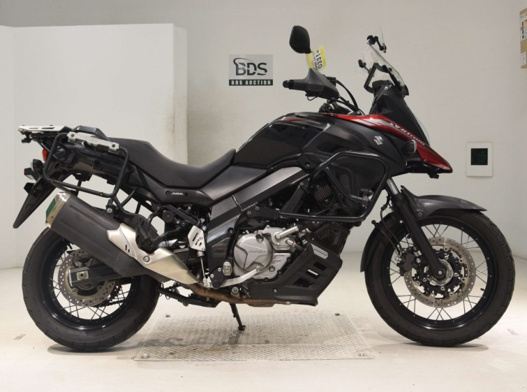 Мотоцикл Suzuki V-STROM DL650XTA з пробігом 30084 km