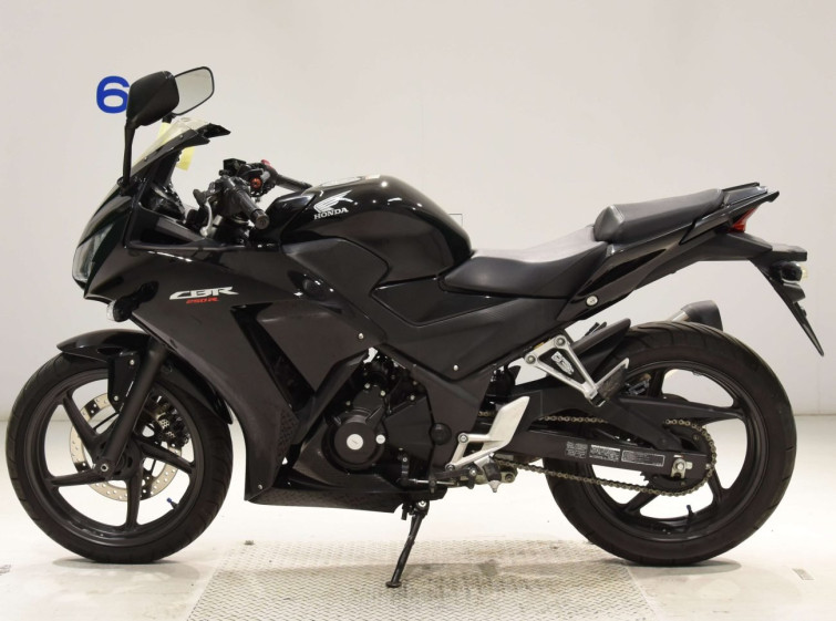 Мотоцикл Honda CBR250R с пробегом 20898 km