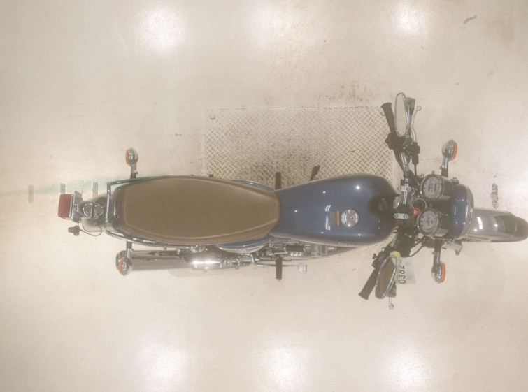 Мотоцикл Yamaha SR400 с пробегом 2920 km