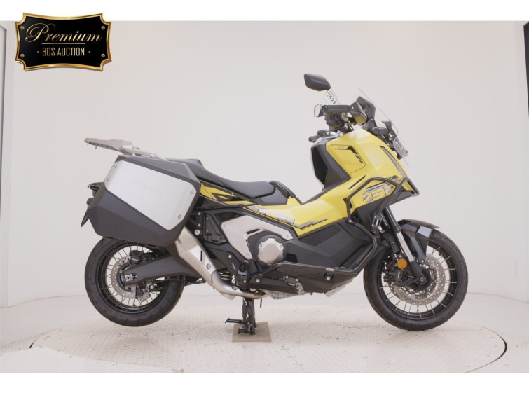 Мотоцикл Honda X-ADV750-2 с пробегом 206 km