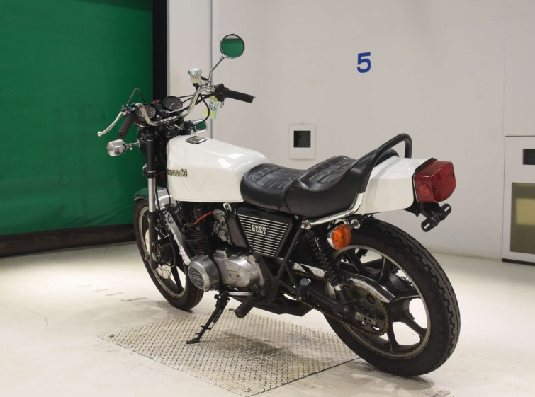 Мотоцикл Kawasaki Z400J