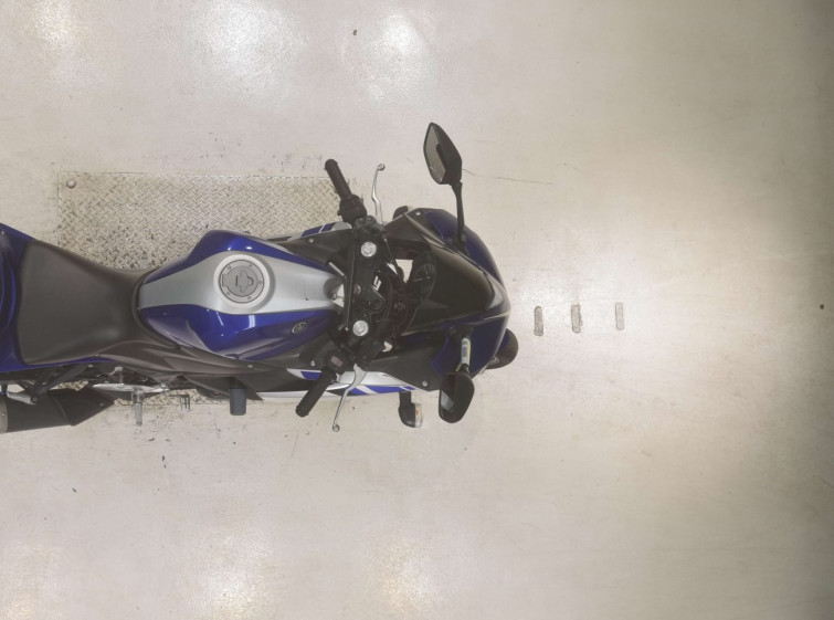 Мотоцикл Yamaha YZF-R25 з пробігом 23705 km