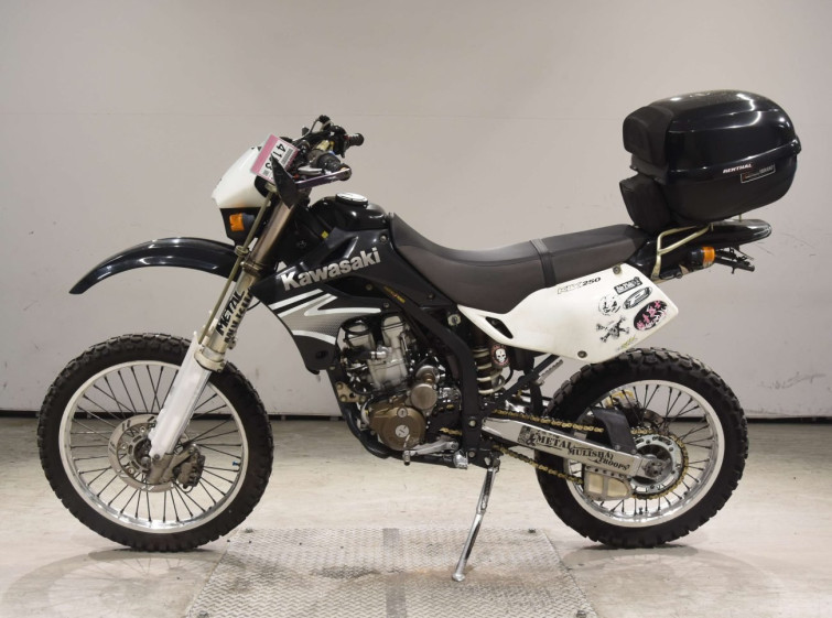 Мотоцикл Kawasaki KLX250 з пробігом 106499 km