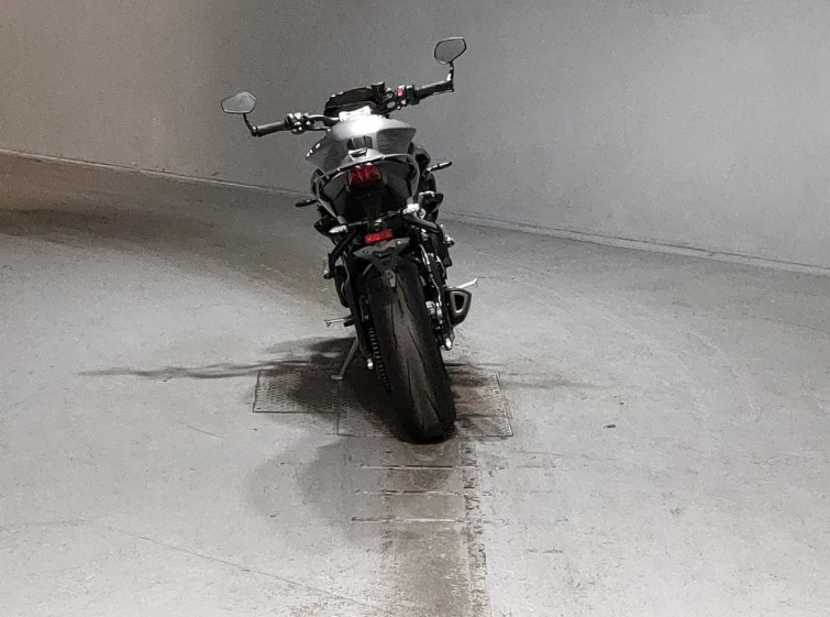 Мотоцикл Triumph STREET TRIPLE RS з пробігом 15581 km