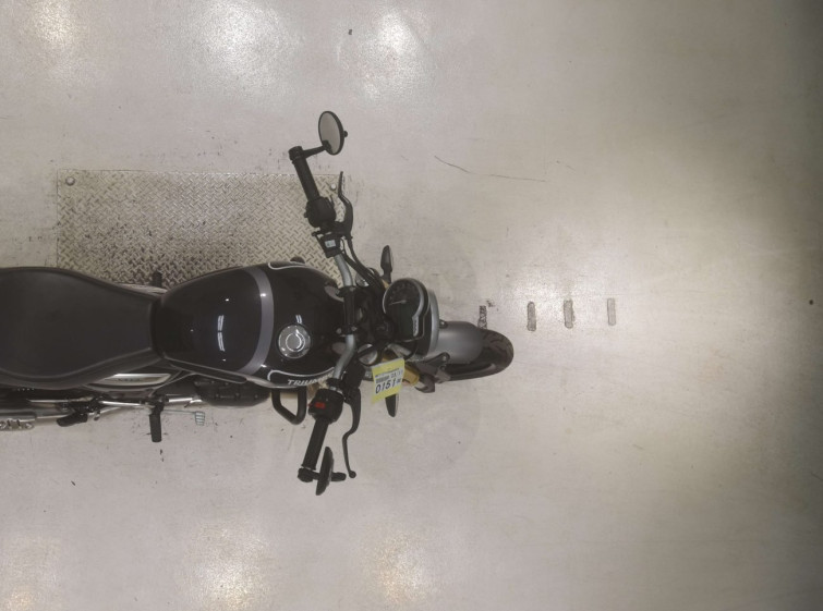Мотоцикл Triumph speed 400 с пробегом 3632 km