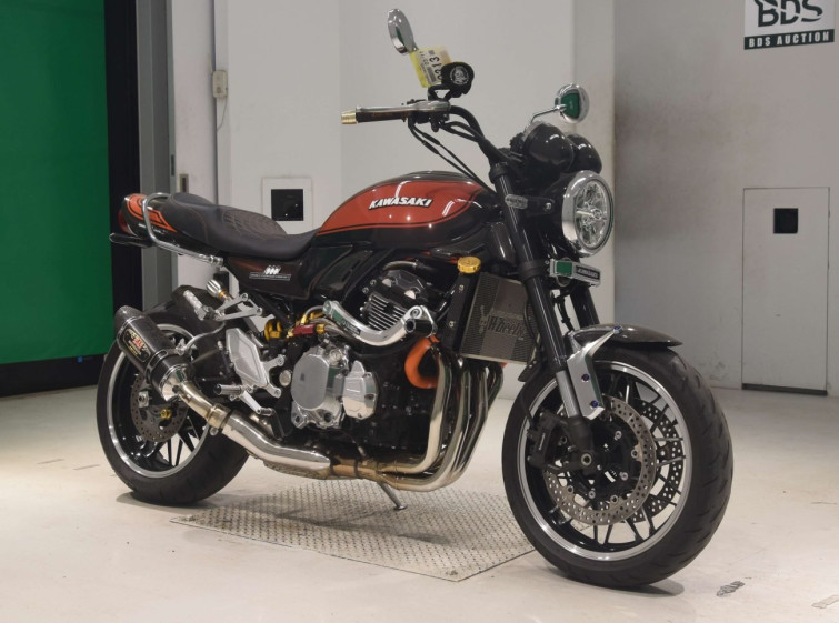 Мотоцикл Kawasaki Z900RS з пробігом 7858 km