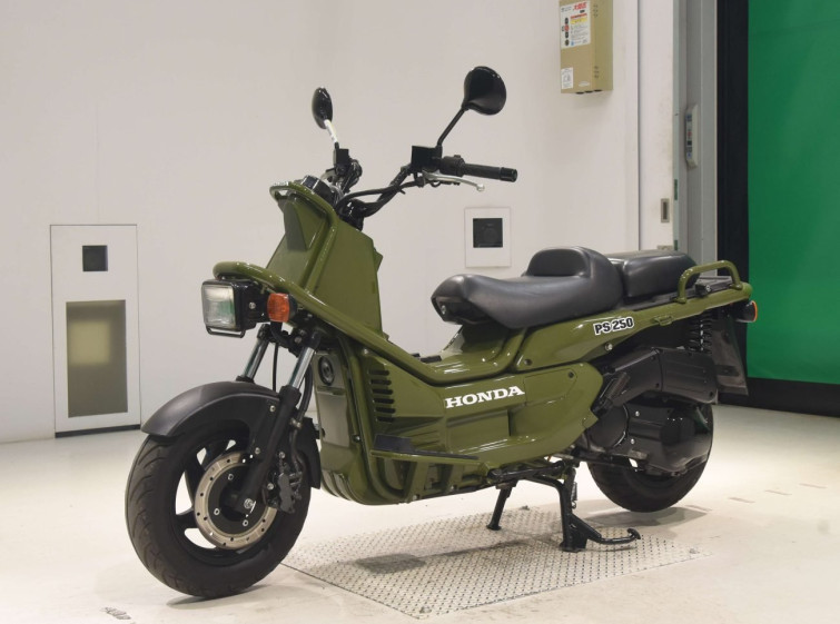 Мотоцикл Honda PS250 з пробігом 15629 km