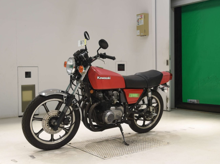 Мотоцикл Kawasaki Z550 с пробегом 12455 m
