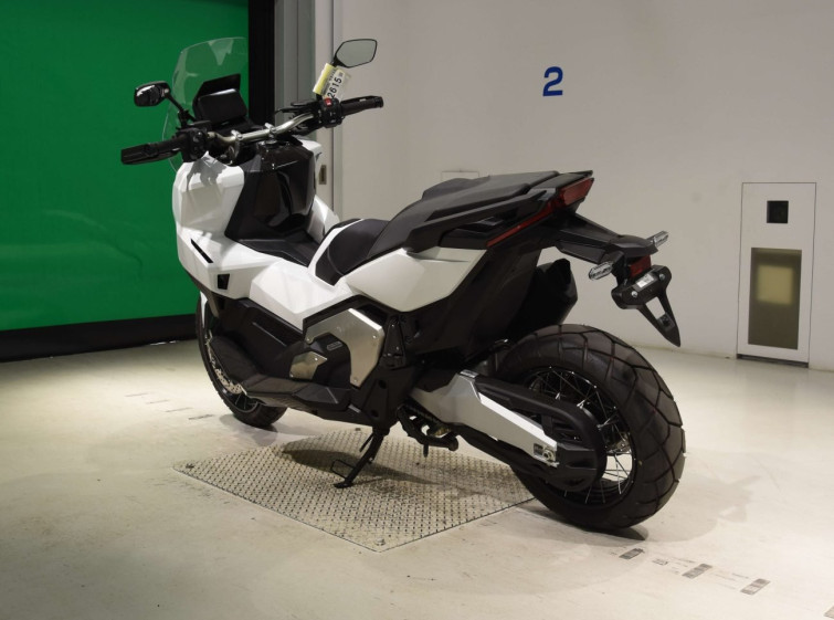 Мотоцикл Honda X-ADV750-2 с пробегом 694 km