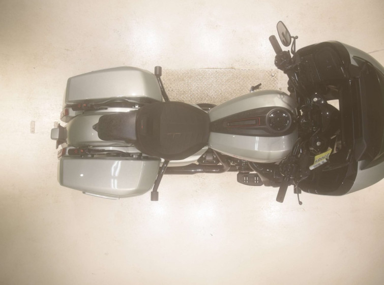 Мотоцикл HD FLTRXSTSE1980CVO з пробігом 68 km