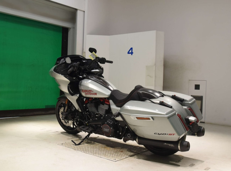 Мотоцикл HD FLTRXSTSE1980CVO з пробігом 68 km