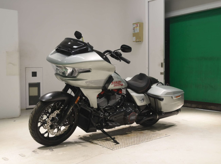 Мотоцикл HD FLTRXSTSE1980CVO з пробігом 68 km