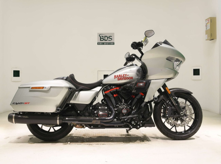 Мотоцикл HD FLTRXSTSE1980CVO з пробігом 68 km