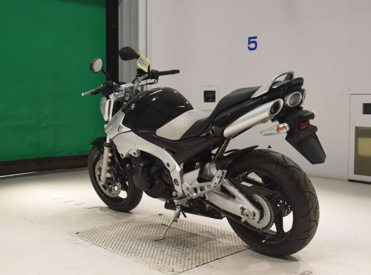 Мотоцикл Suzuki GSR400 с пробегом 26 km