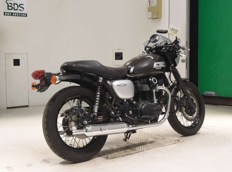 Мотоцикл Kawasaki W800 з пробігом 7225 km