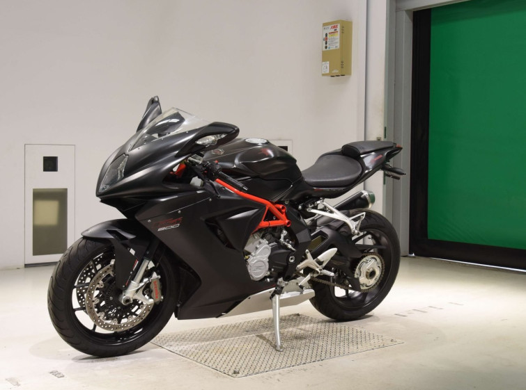 Мотоцикл MV Agusta F3 800 с пробегом 13940 km