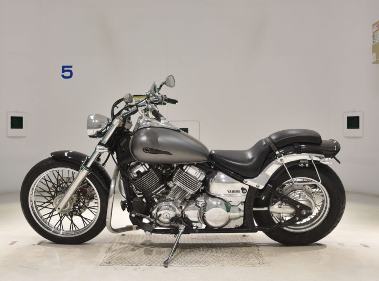 Мотоцикл Yamaha DRAGSTAR XVS400 с пробегом 9777 km
