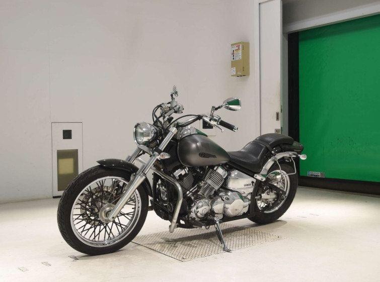 Мотоцикл Yamaha DRAGSTAR XVS400 с пробегом 9777 km