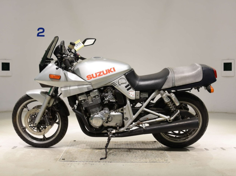Мотоцикл Suzuki GSX400S KATANA з пробігом 24239 km