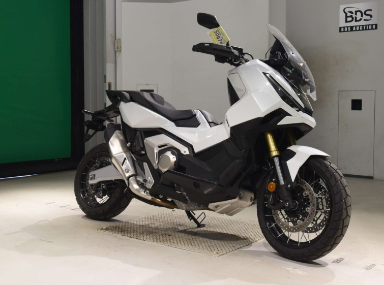 Мотоцикл Honda X-ADV750-2 с пробегом 2307 km