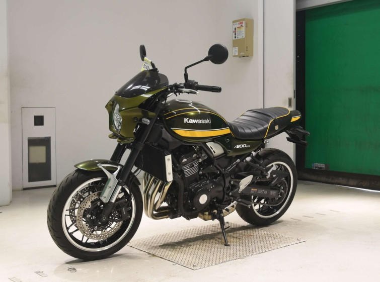 Мотоцикл Kawasaki Z900RS з пробігом 2650 km