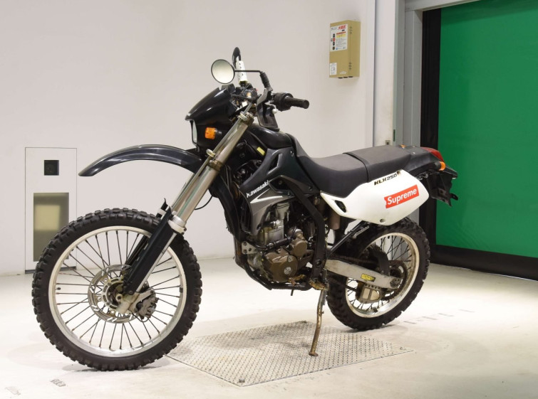 Мотоцикл Kawasaki KLX250 с пробегом 9292 km