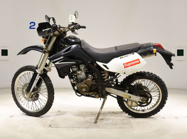 Мотоцикл Kawasaki KLX250 с пробегом 9292 km