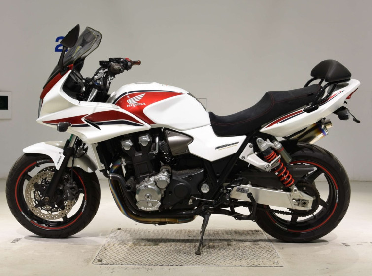 Мотоцикл Honda CB1300SF BOLDOR з пробігом 11213 km