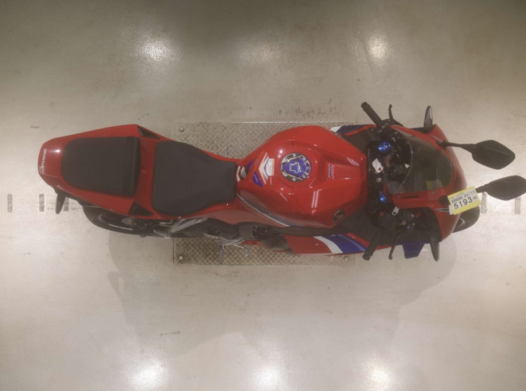 Мотоцикл Honda CBR600RR з пробігом 1327 km