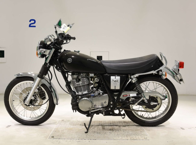 Мотоцикл Yamaha SR400 с пробегом 3 km
