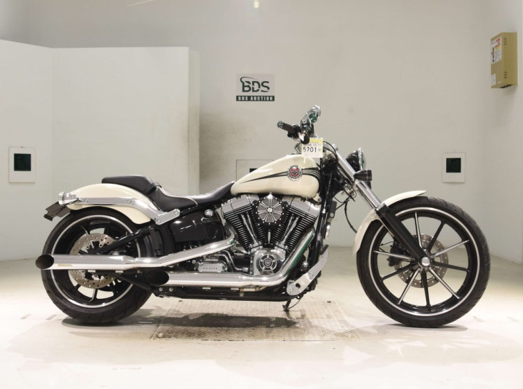 Мотоцикл HD BREAKOUT FXSB1580 с пробегом 9660 km