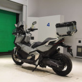 Мотоцикл Honda X-ADV750-2 з пробігом 7703 km