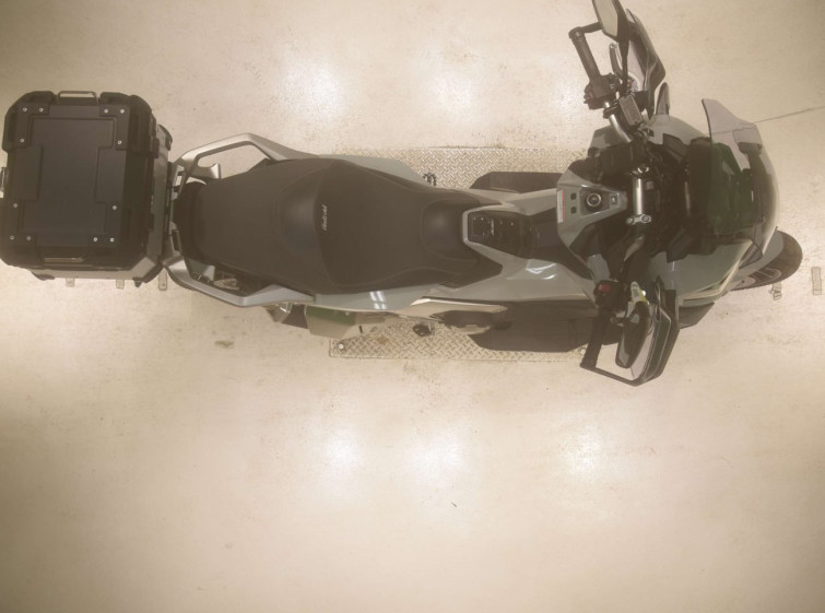 Мотоцикл Honda X-ADV750-2 з пробігом 7703 km