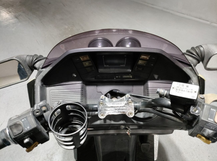 Мотоцикл Honda FUSION SE з пробігом 15261 km