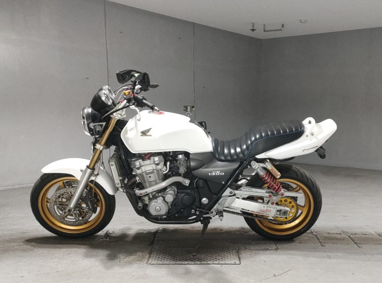 Мотоцикл Honda CB1300SF с пробегом 62218 km
