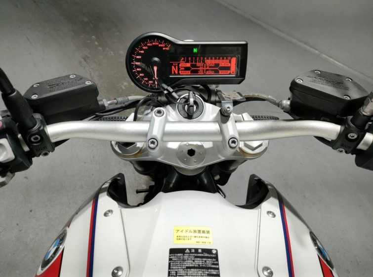 Мотоцикл BMW R1200R с пробегом 6844 km
