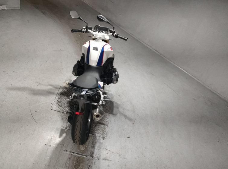 Мотоцикл BMW R1200R с пробегом 6844 km