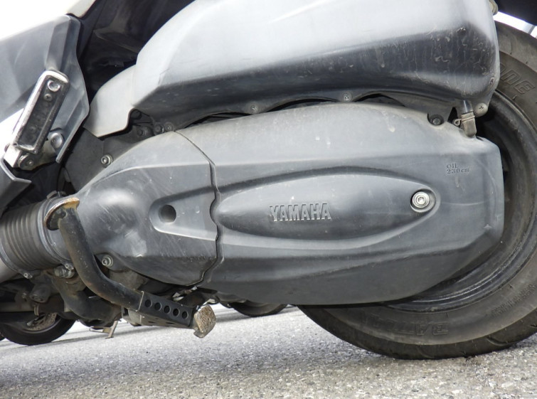 Мотоцикл Yamaha MAJESTY 250 з пробігом 98213 km