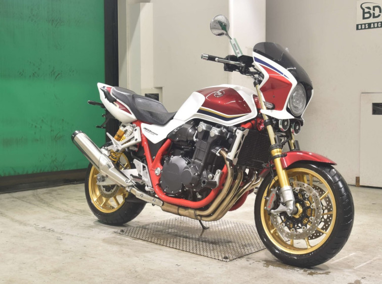 Мотоцикл Honda CB1300SF с пробегом 5167 km