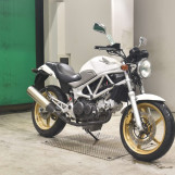 Мотоцикл Honda VTR250 з пробігом 37013 km