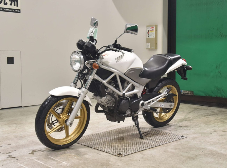 Мотоцикл Honda VTR250 з пробігом 37013 km